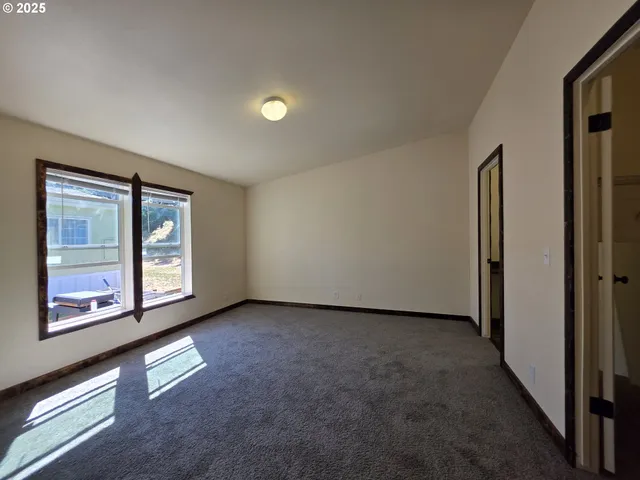 an empty room with closet