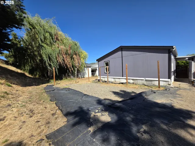 $118,500 | 231 Owyhee Lane, Roseburg, OR 97471