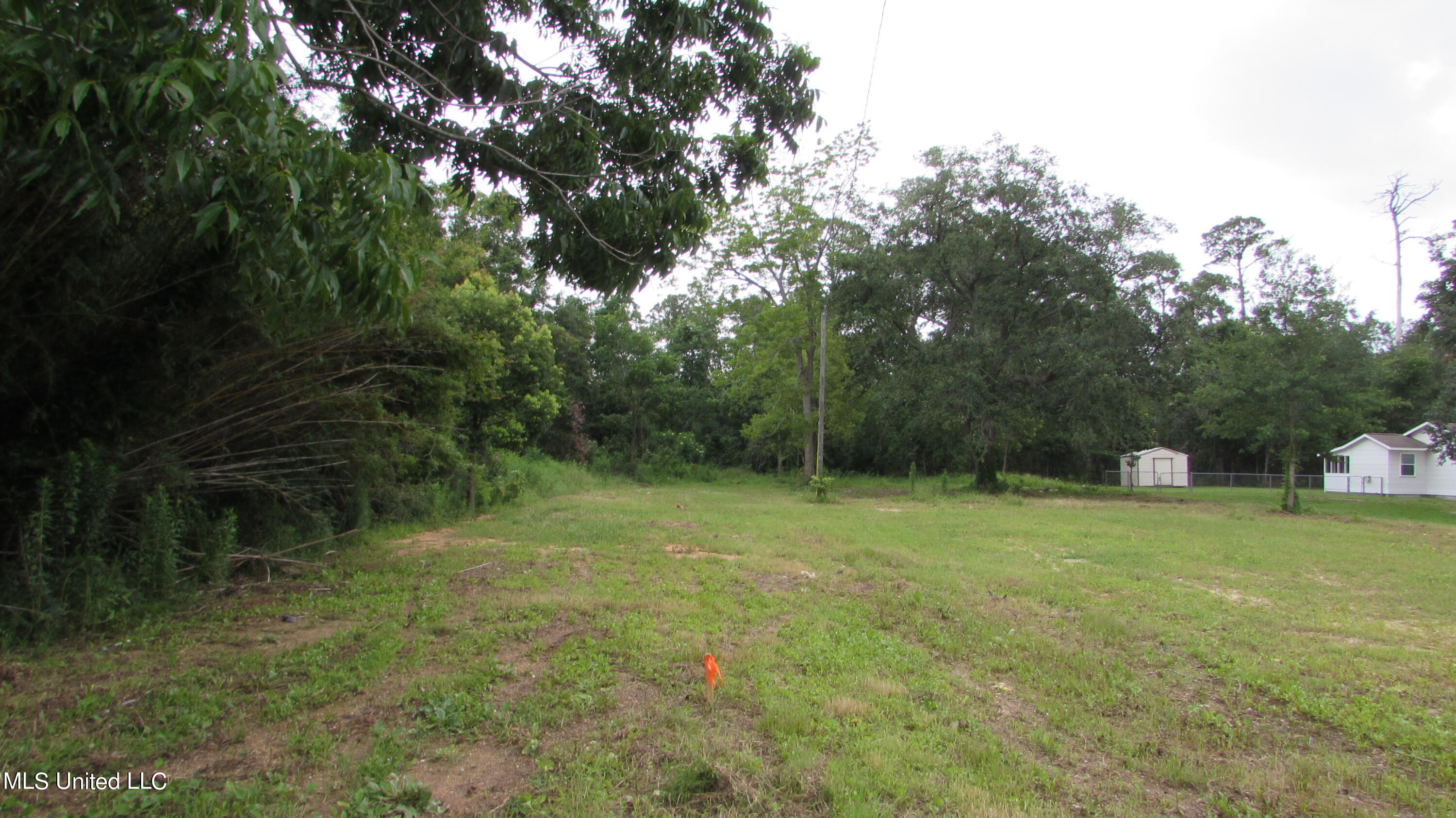 1808 East Pass Road Gulfport, MS 39507 - Photo 7 of 10 IMG_0182