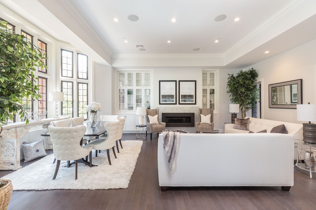 11 Exeter Street, Unit 3 Boston, MA 02116 - Photo 2 of 17 a living room with furniture and a large window