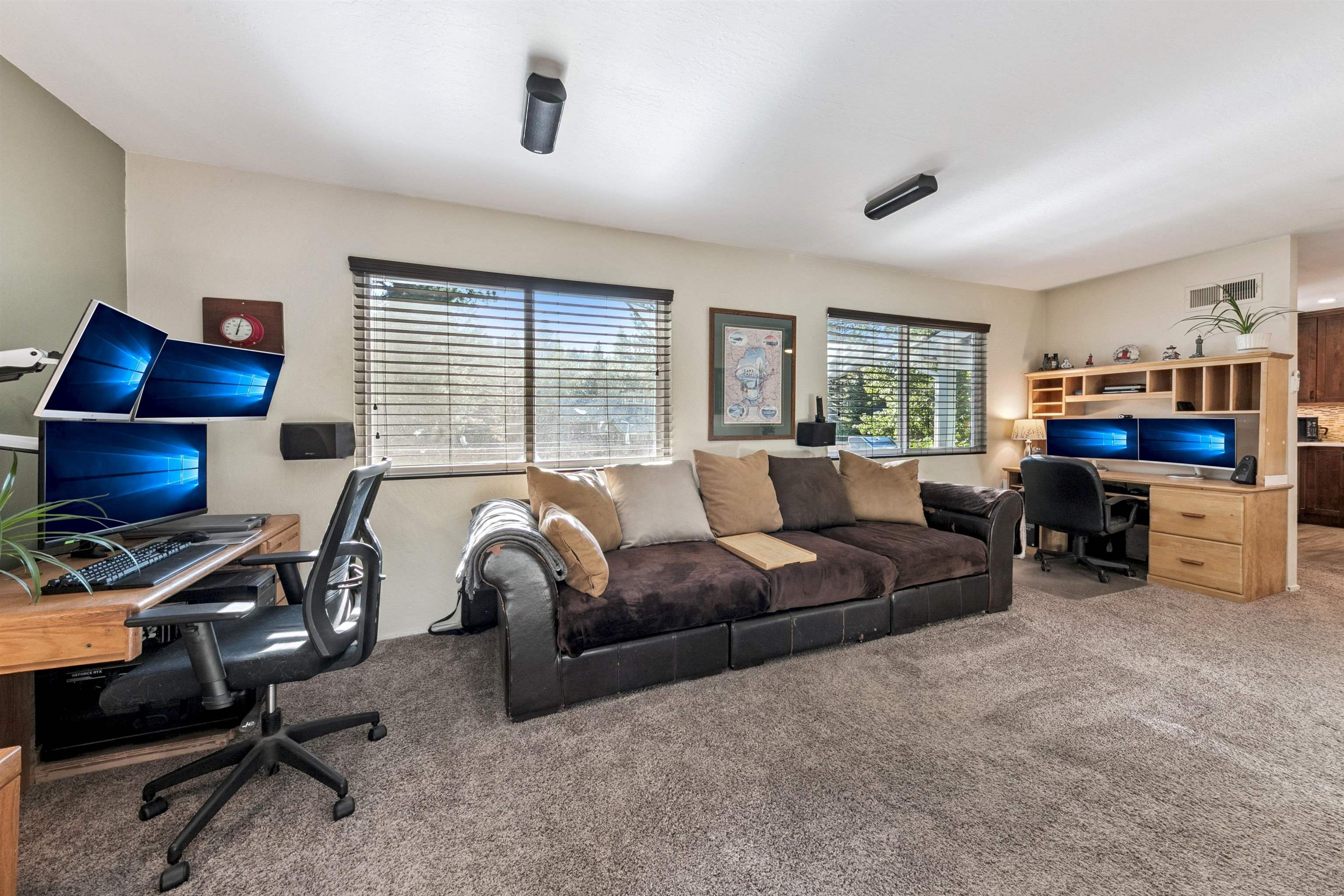 11913 Pine Forest Road Truckee, CA 96161 - Photo 10 of 20 Gallery Image 10