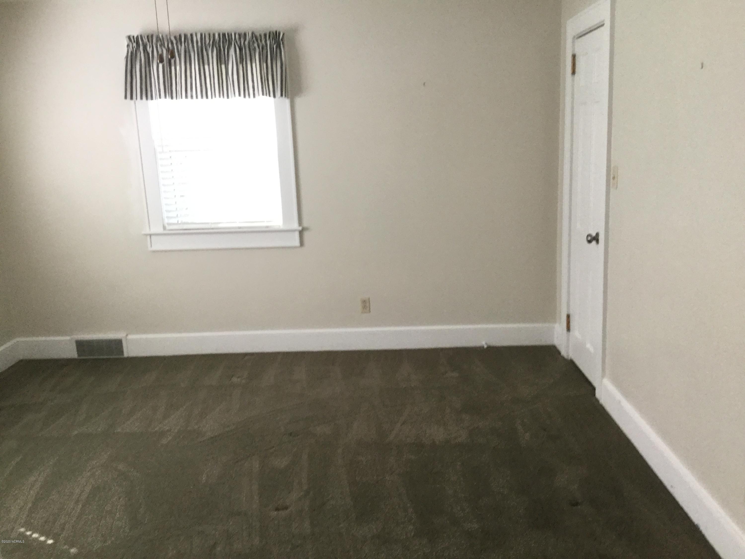1610 Tryon Road New Bern, NC 28560 - Photo 21 of 32 IMG_1577