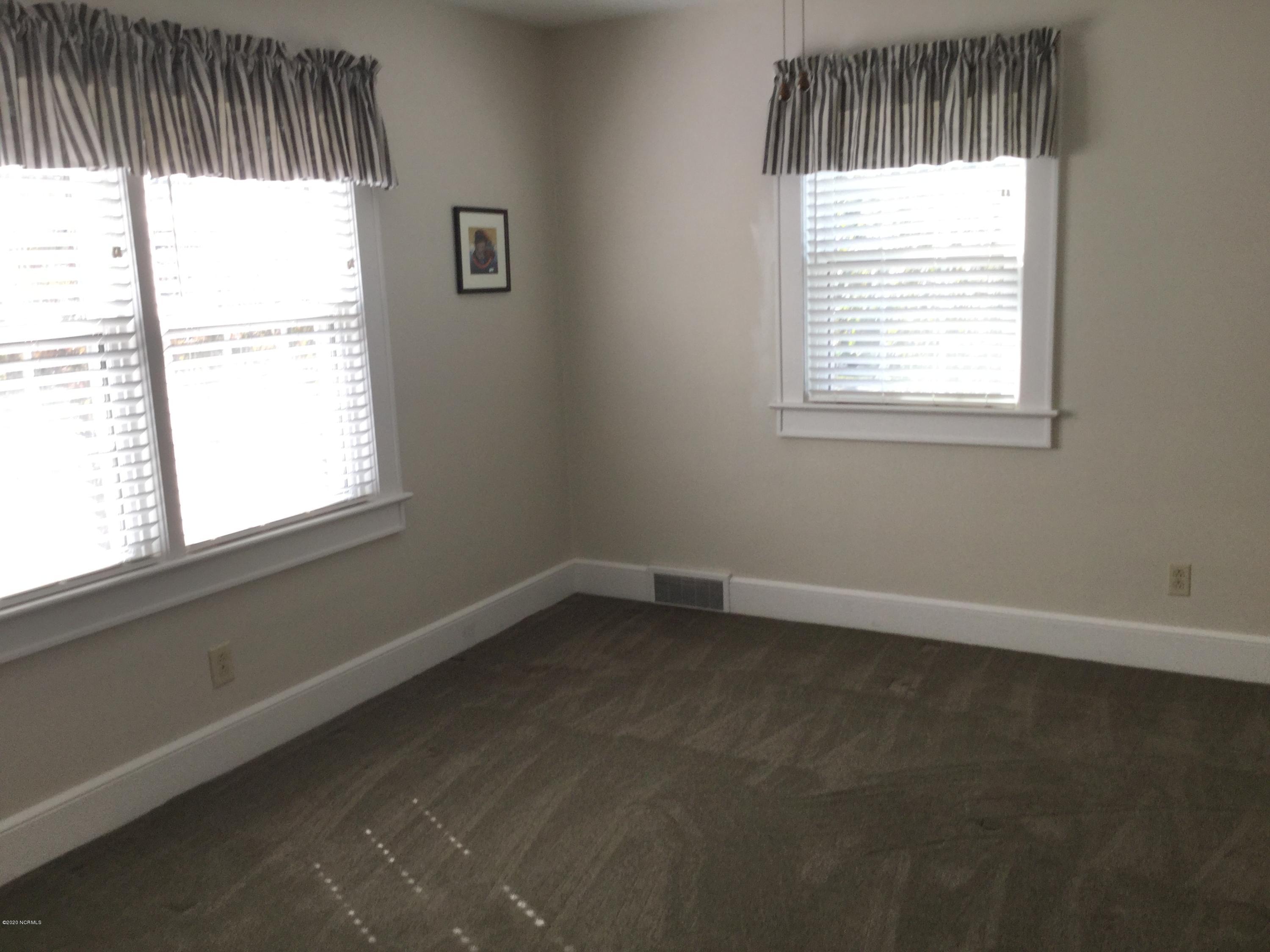 1610 Tryon Road New Bern, NC 28560 - Photo 22 of 32 IMG_1575