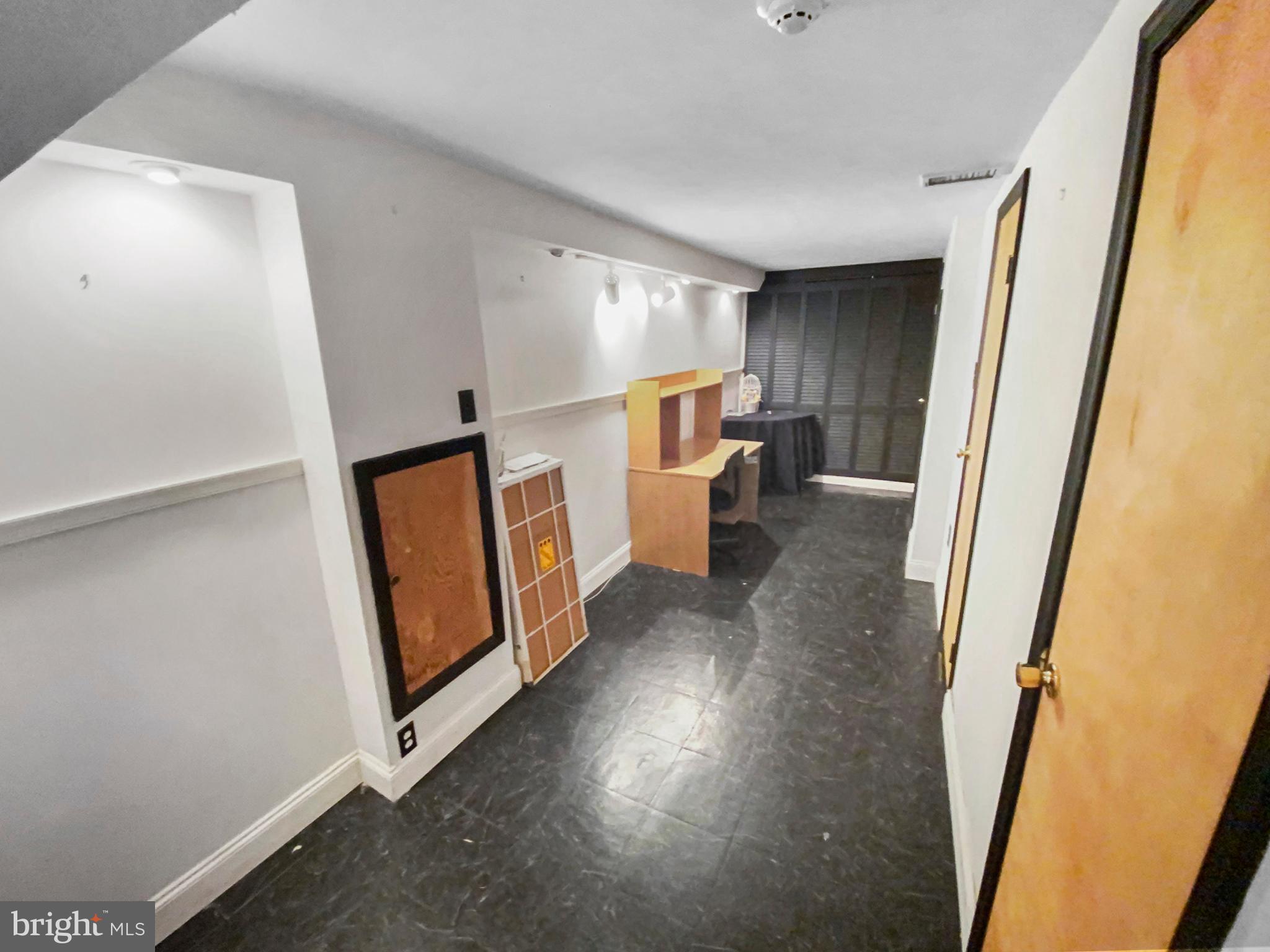 7761 Clements Road Wyncote, PA 19095 - Photo 25 of 33 Gallery Image 25