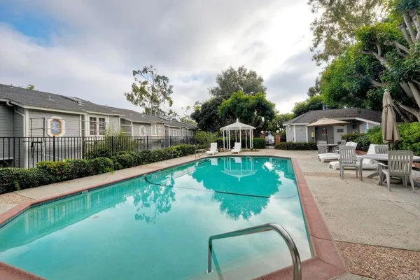 $1,035,000 | 2132 South Coast Highway, Oceanside, CA 92054