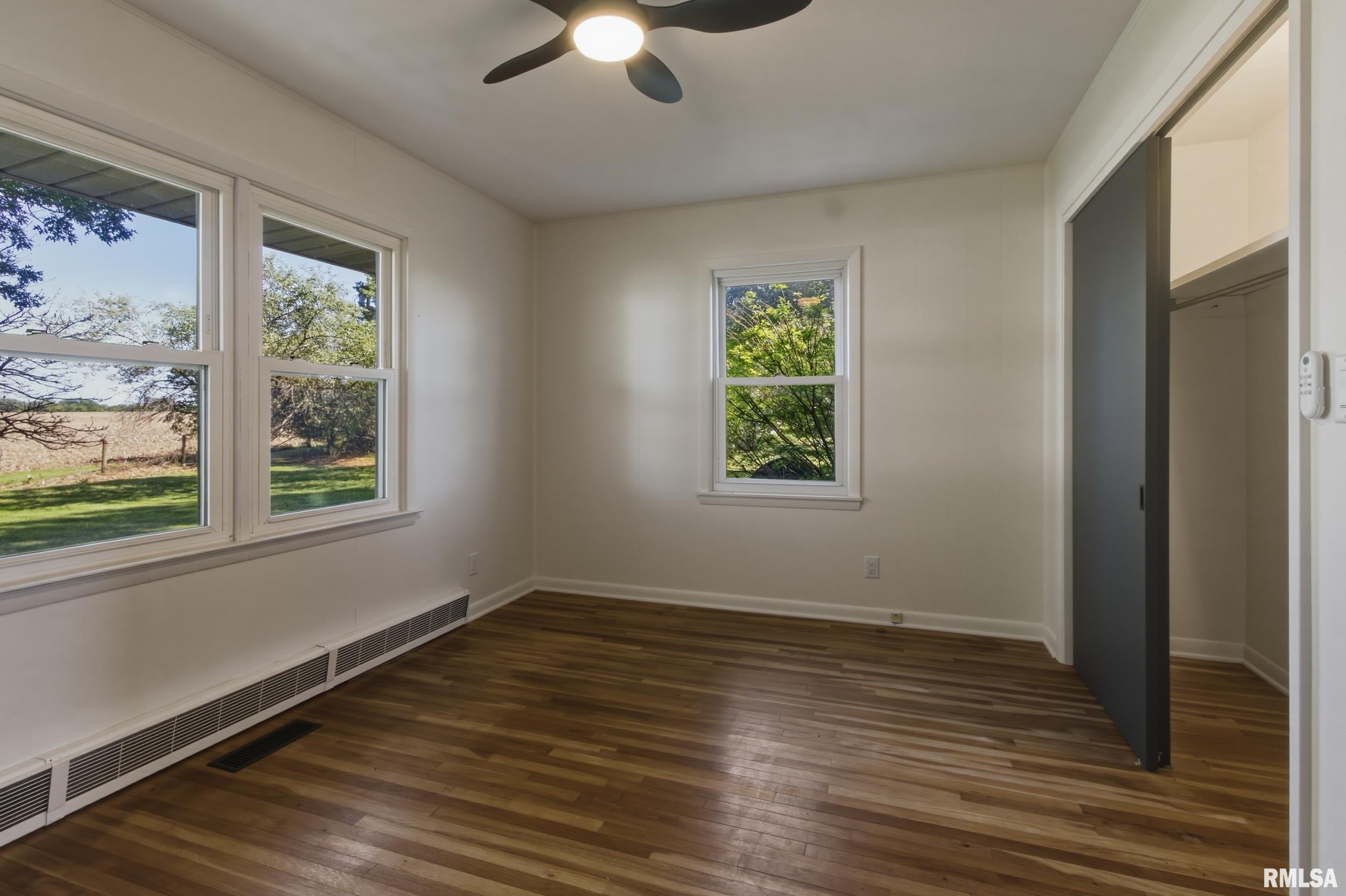 15465 Highway 67 Macomb, IL 61455 - Photo 10 of 40