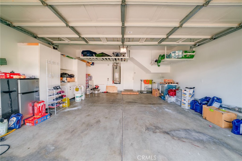 7358 Freedom Rancho Cucamonga, CA 91730 - Photo 32 of 34 a view of garage