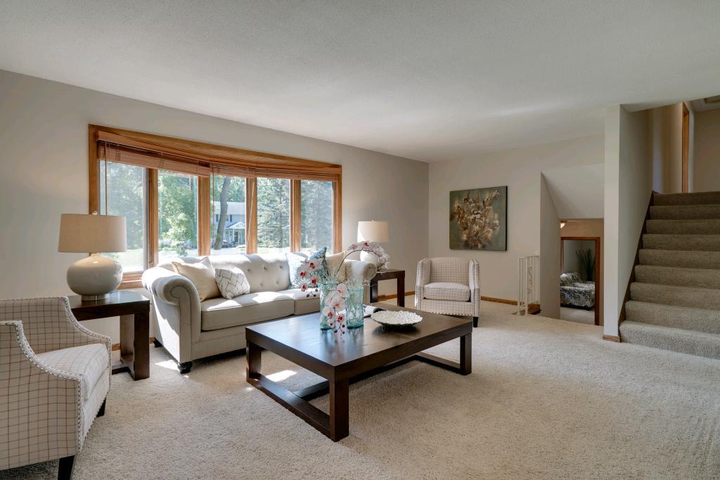 4806 Hamilton Road Minnetonka, MN 55345 - Photo 3 of 21