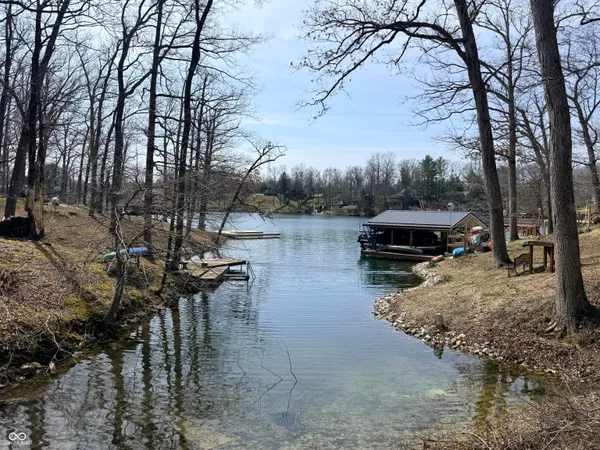 $199,900 | 7521 Honey Locust Drive, Nineveh, IN 46164