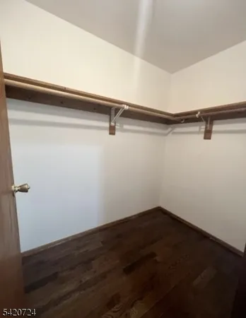 $2,300 | 28 New York Avenue, Unit 3, Newark, NJ 07105