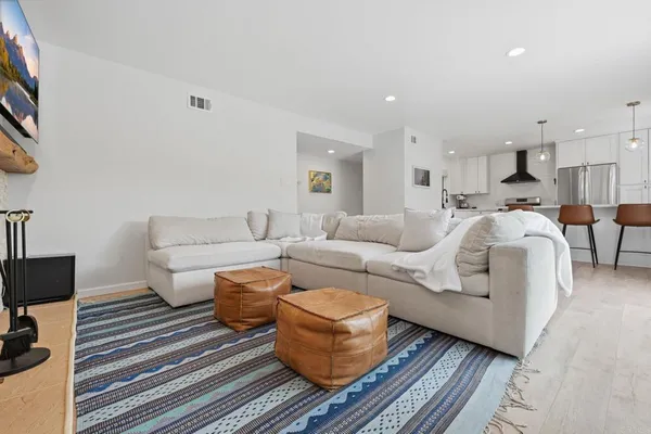 $1,095,000 | 3005 Osceola Avenue, San Diego, CA 92117