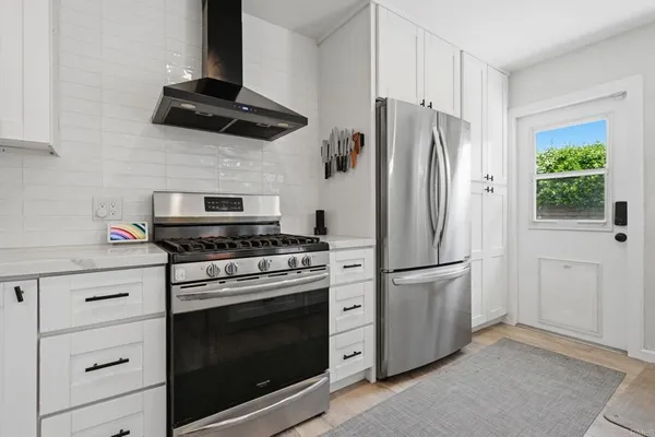 $1,095,000 | 3005 Osceola Avenue, San Diego, CA 92117