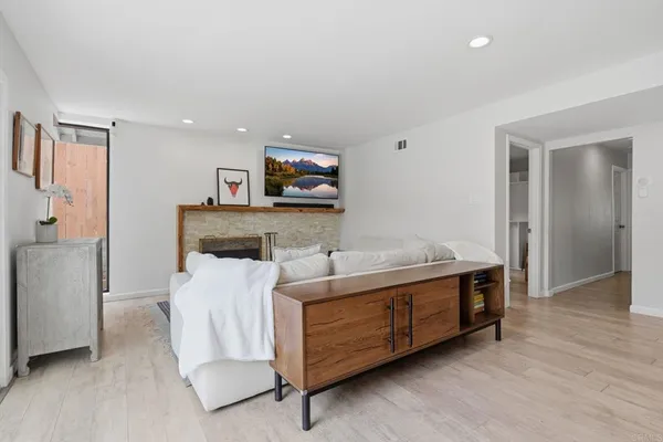 $1,095,000 | 3005 Osceola Avenue, San Diego, CA 92117