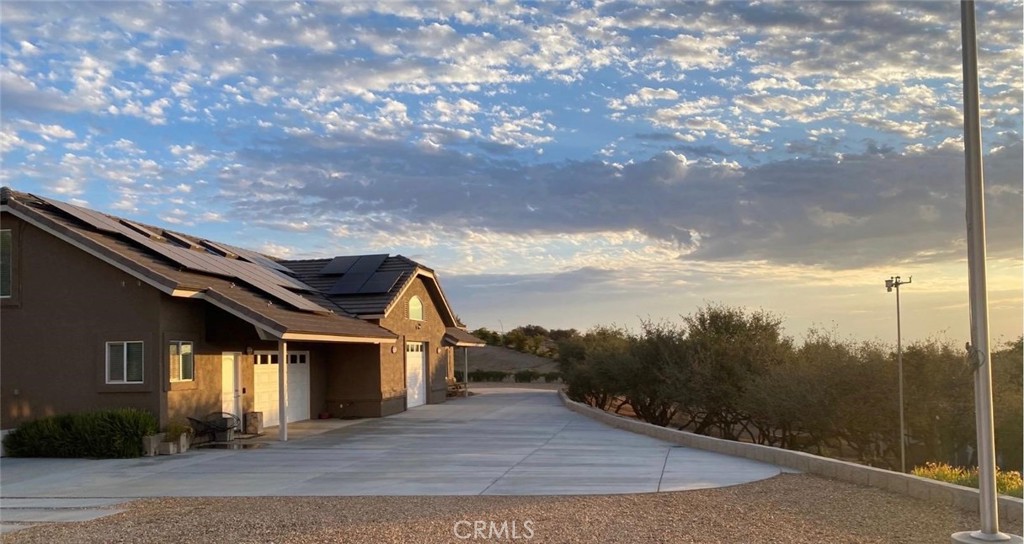 7031 Joshua Road Oak Hills, CA 92344 - Photo 18 of 77