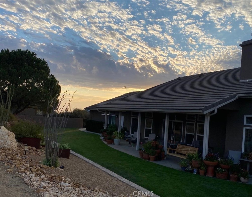 7031 Joshua Road Oak Hills, CA 92344 - Photo 5 of 77