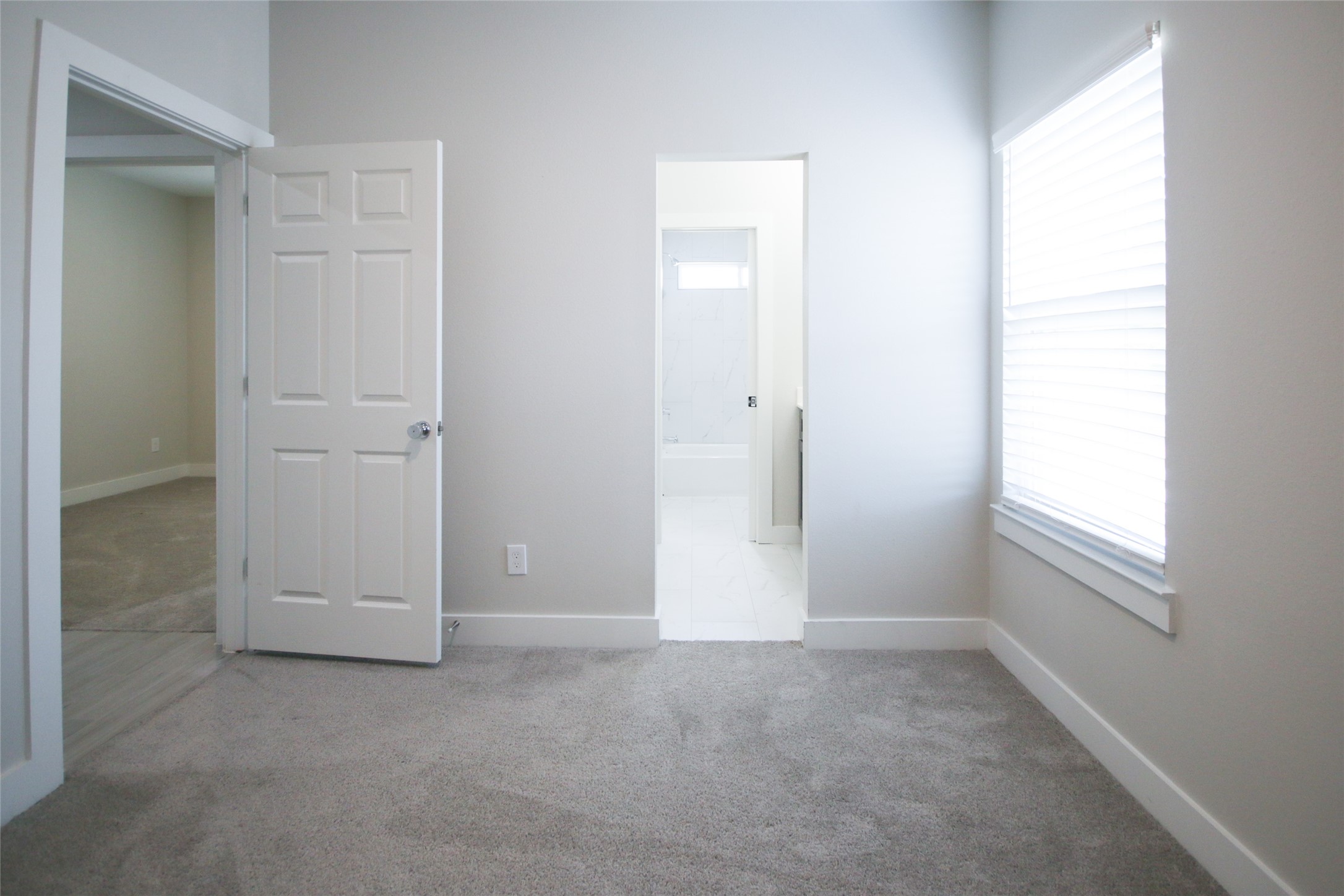 5113 Hershe Street, Unit B Houston, TX 77020 - Photo 25 of 44