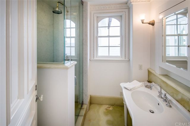 $8,187,000 | 543 Emerald Bay, Laguna Beach, CA 92651