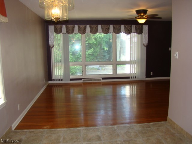 4917 South Sedgewick Road Cleveland, OH 44124 - Photo 7 of 23 Gallery Image 7