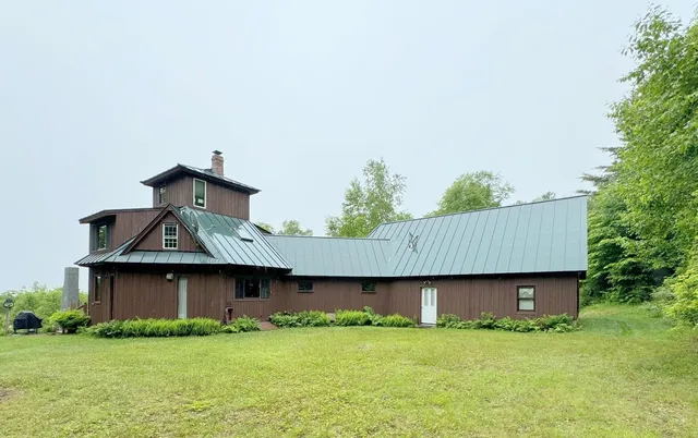 $975,000 | 133 Ben Dexter Road, Topsham, VT 05086