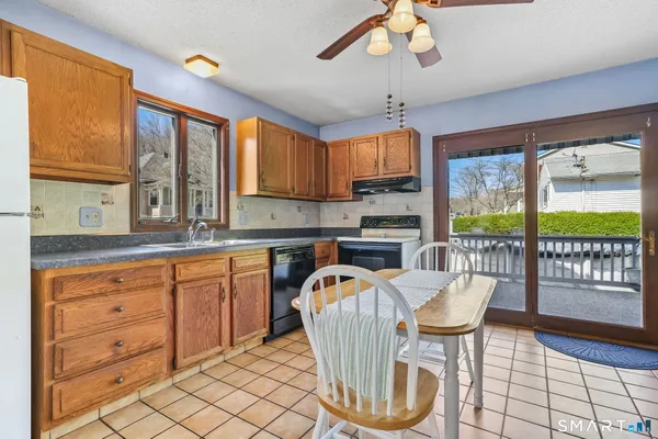 $399,900 | 834 South Main Street, Seymour, CT 06483