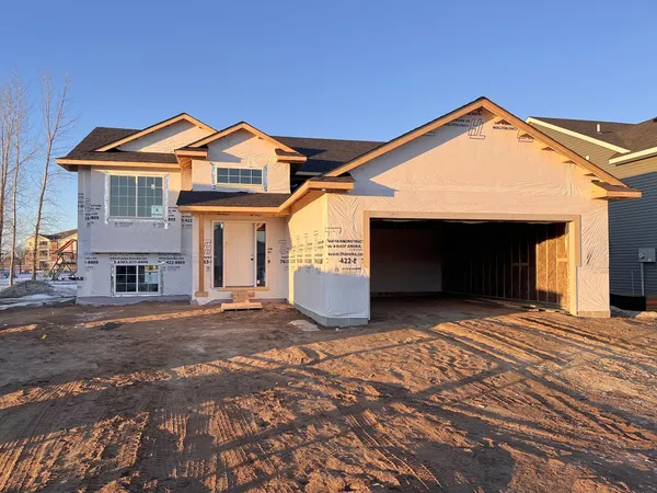 $379,900 | 720 Margaret Lane Northeast, Isanti, MN 55040