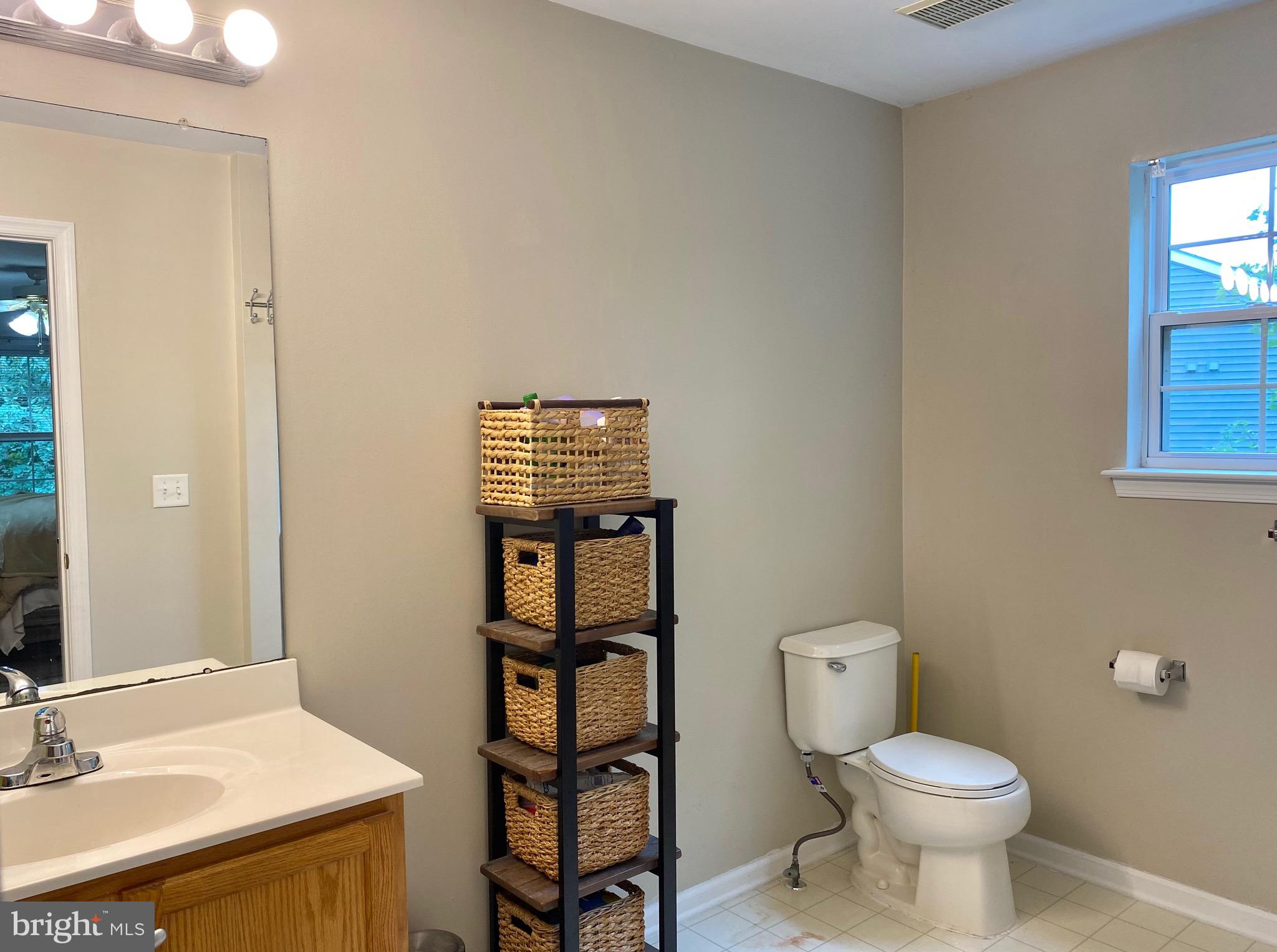 135 Natalie Road Riverside, NJ 08075 - Photo 14 of 18 Large Main Bathroom