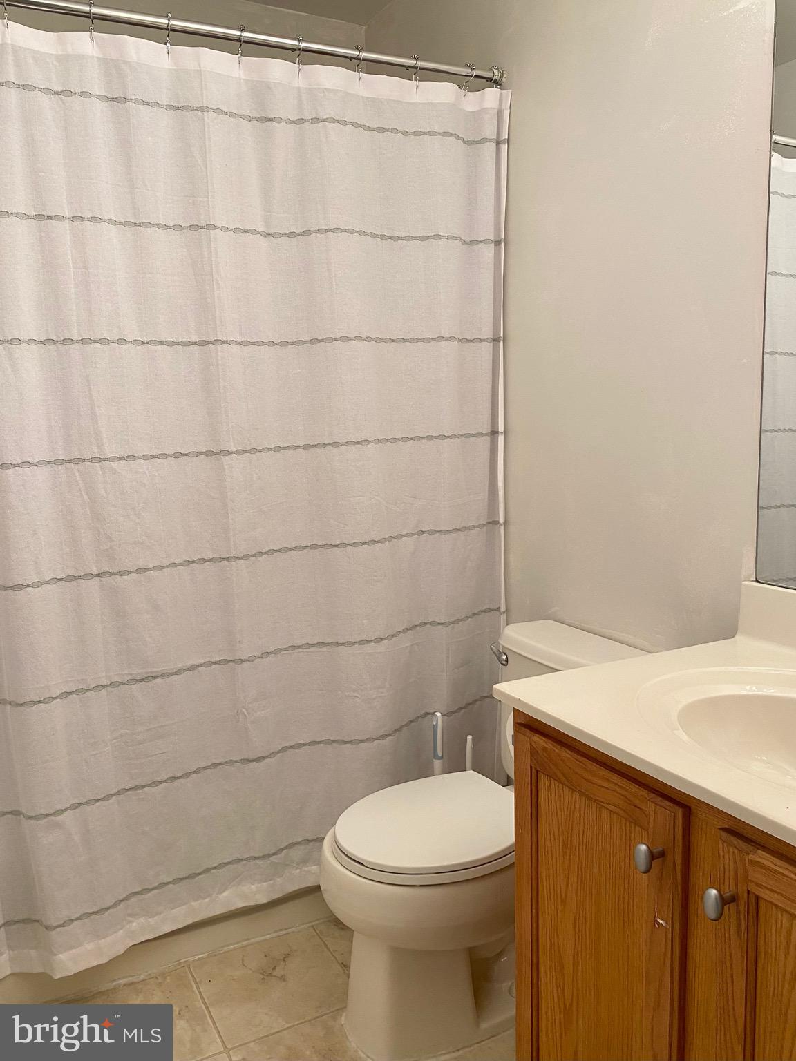 135 Natalie Road Riverside, NJ 08075 - Photo 17 of 18 Full Hall Bathroom off 2nd Bed & Living Room