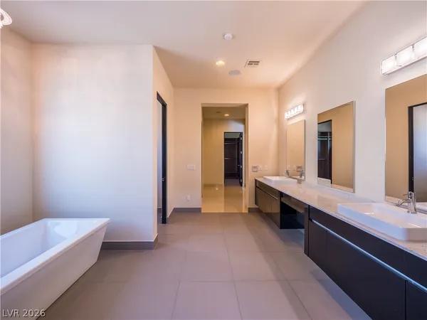 $8,000 | 7447 Yonie Court, Las Vegas, NV 89117