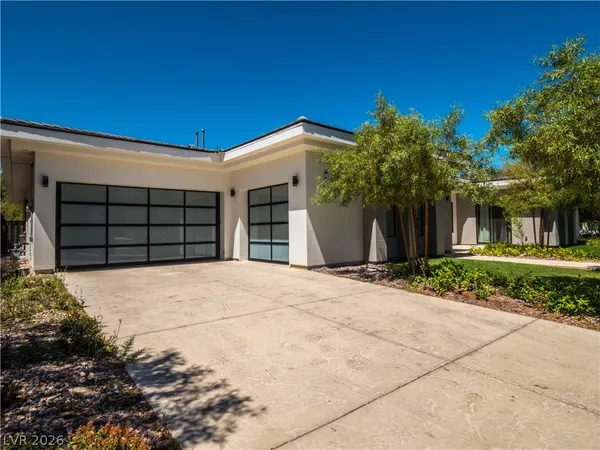 $8,000 | 7447 Yonie Court, Las Vegas, NV 89117