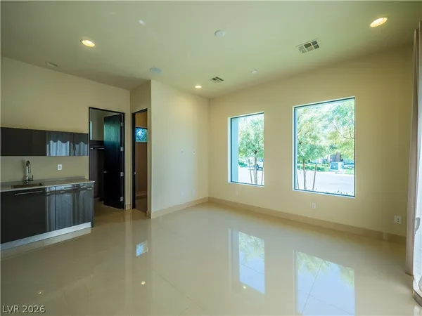 $8,000 | 7447 Yonie Court, Las Vegas, NV 89117