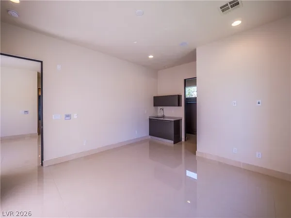 $8,000 | 7447 Yonie Court, Las Vegas, NV 89117