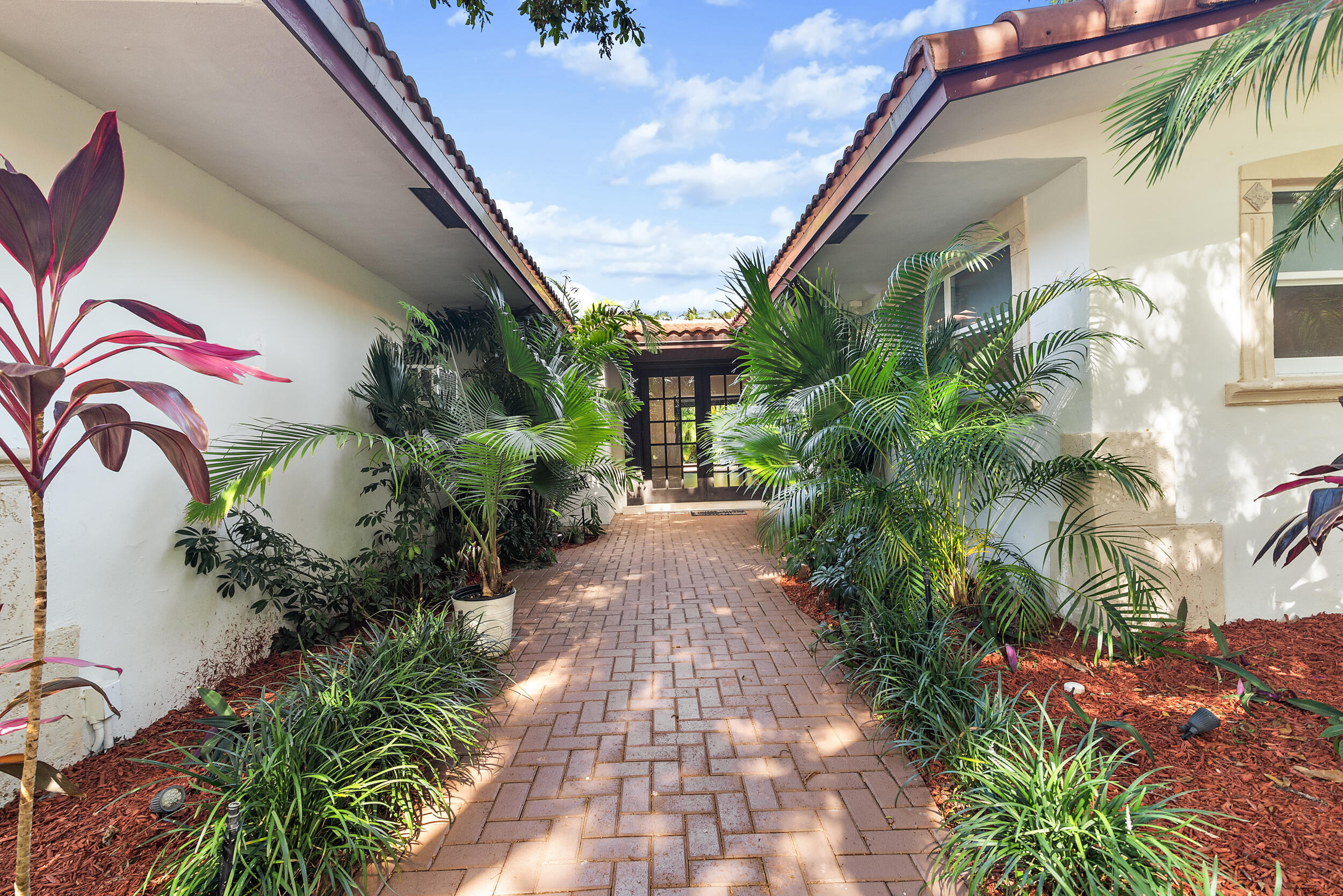 450 Northwest 14th Avenue Boca Raton, FL 33486 - Photo 7 of 60 63__dsc1447