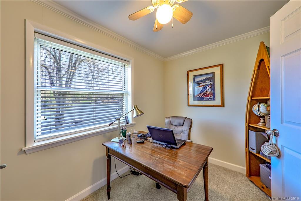 8420 Island Point Road Charlotte, NC 28278 - Photo 18 of 35 Gallery Image 18