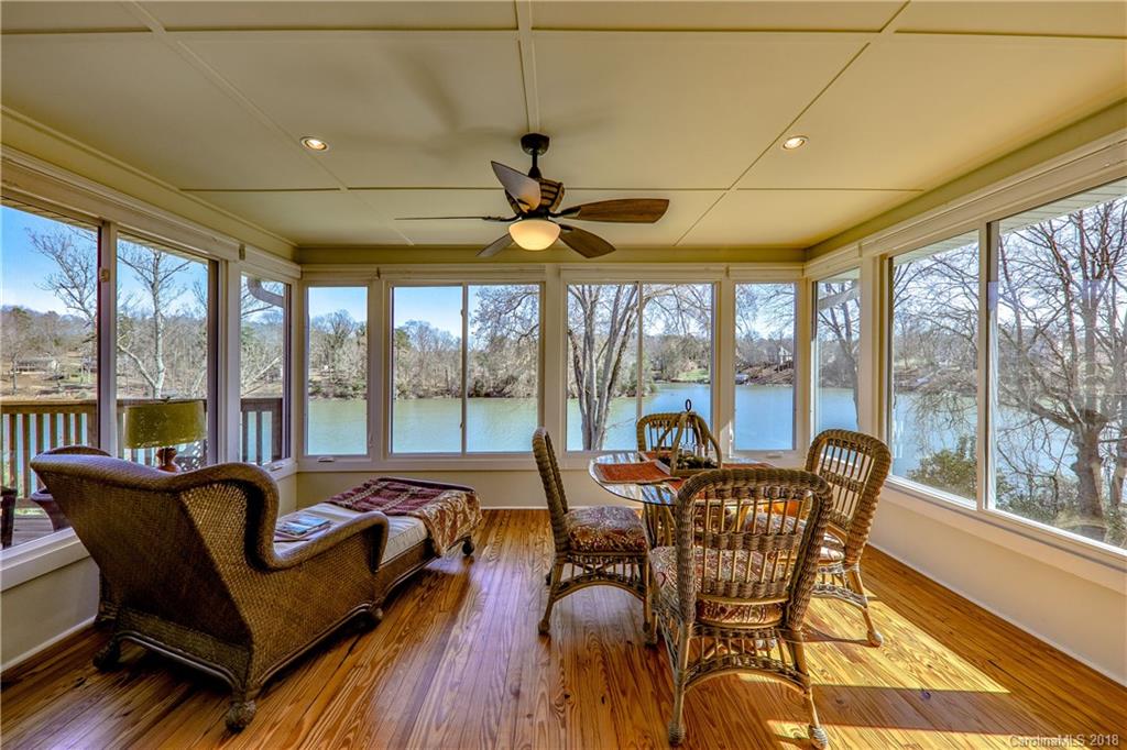 8420 Island Point Road Charlotte, NC 28278 - Photo 3 of 35 Gallery Image 3