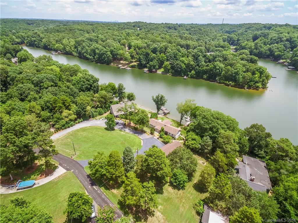 8420 Island Point Road Charlotte, NC 28278 - Photo 23 of 35 Gallery Image 23