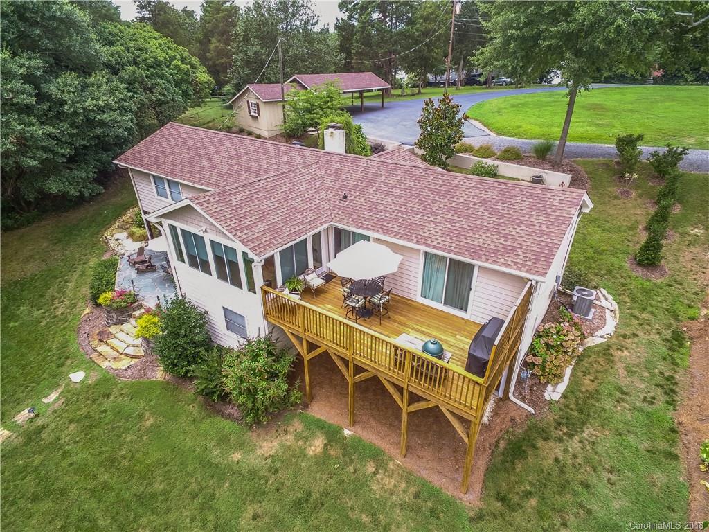 8420 Island Point Road Charlotte, NC 28278 - Photo 8 of 35 Gallery Image 8
