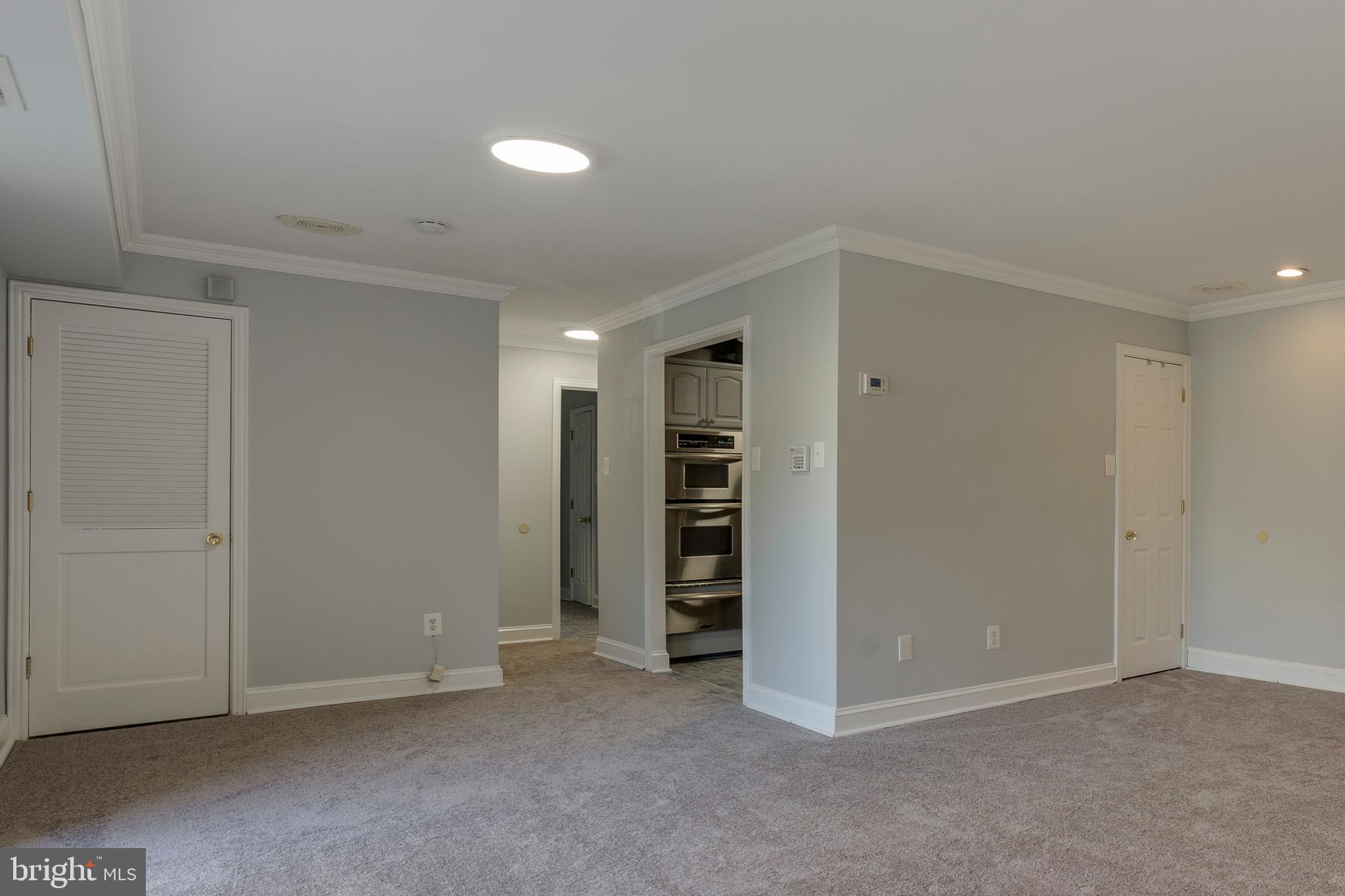 6141 Edsall Road, Unit H Alexandria, VA 22304 - Photo 7 of 29 a view of an empty room with closet area
