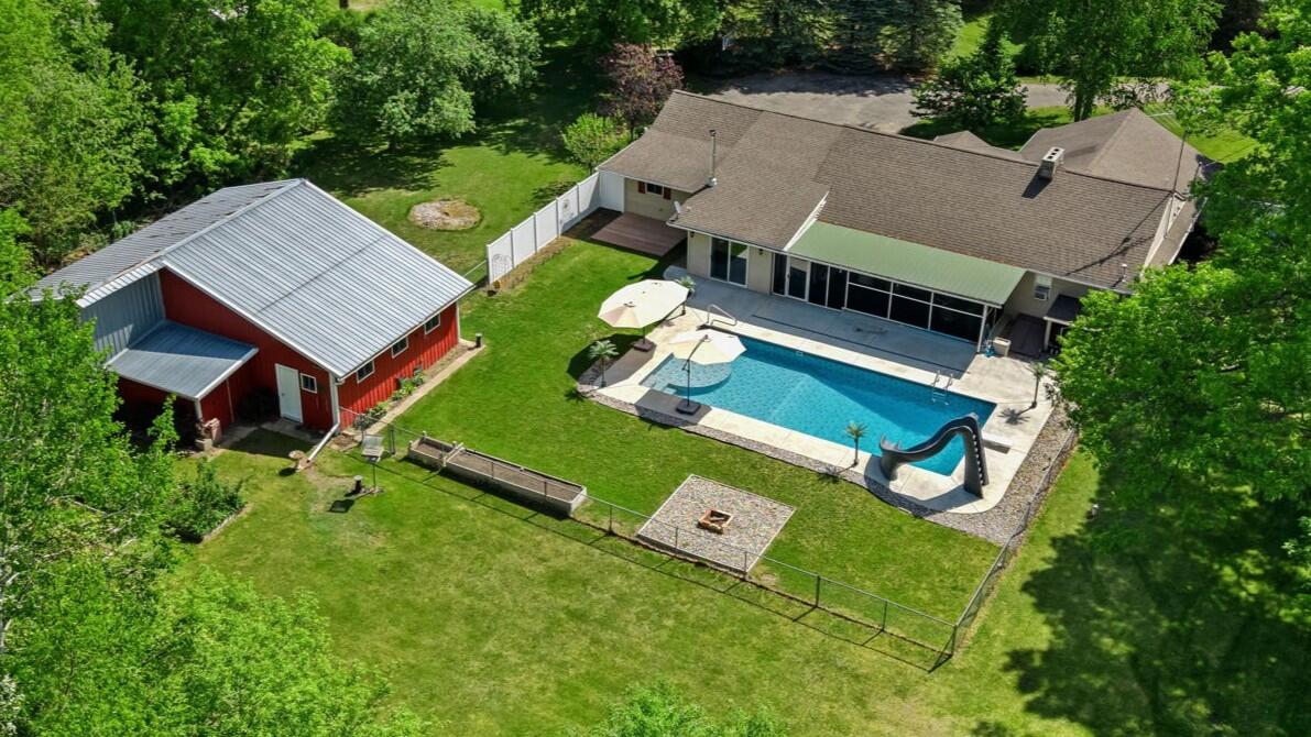 10226 Southwest Greenville Road Greenville, MI 48838 - Photo 1 of 61