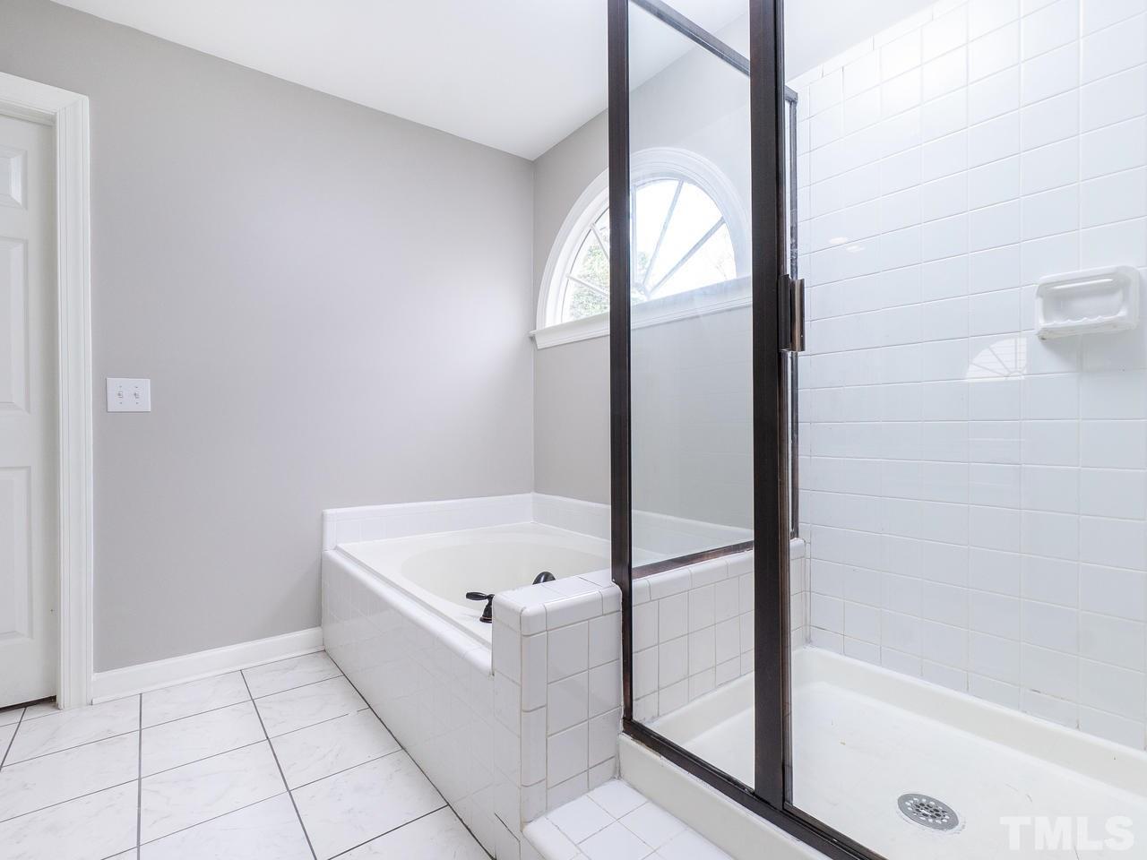 210 Kingsmill Road Cary, NC 27511 - Photo 13 of 20 Gallery Image 13
