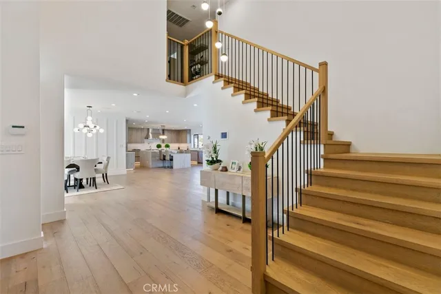 $22,500 | 17269 Luverne Place, Encino, CA 91316