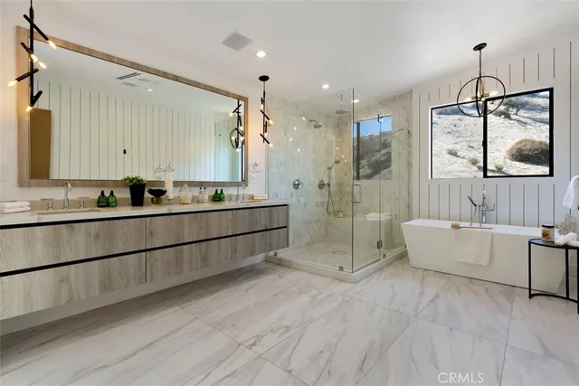 $22,500 | 17269 Luverne Place, Encino, CA 91316