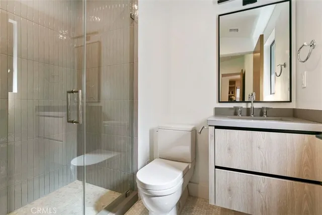 $22,500 | 17269 Luverne Place, Encino, CA 91316