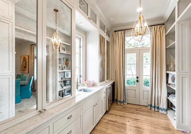 $1,690,000 | 3176 Mc Connell Drive, Baton Rouge, LA 70809