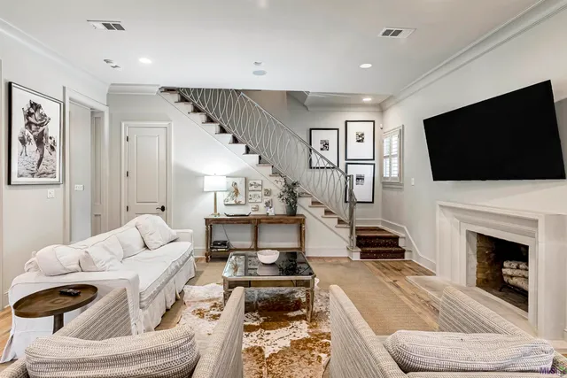 $1,690,000 | 3176 Mc Connell Drive, Baton Rouge, LA 70809