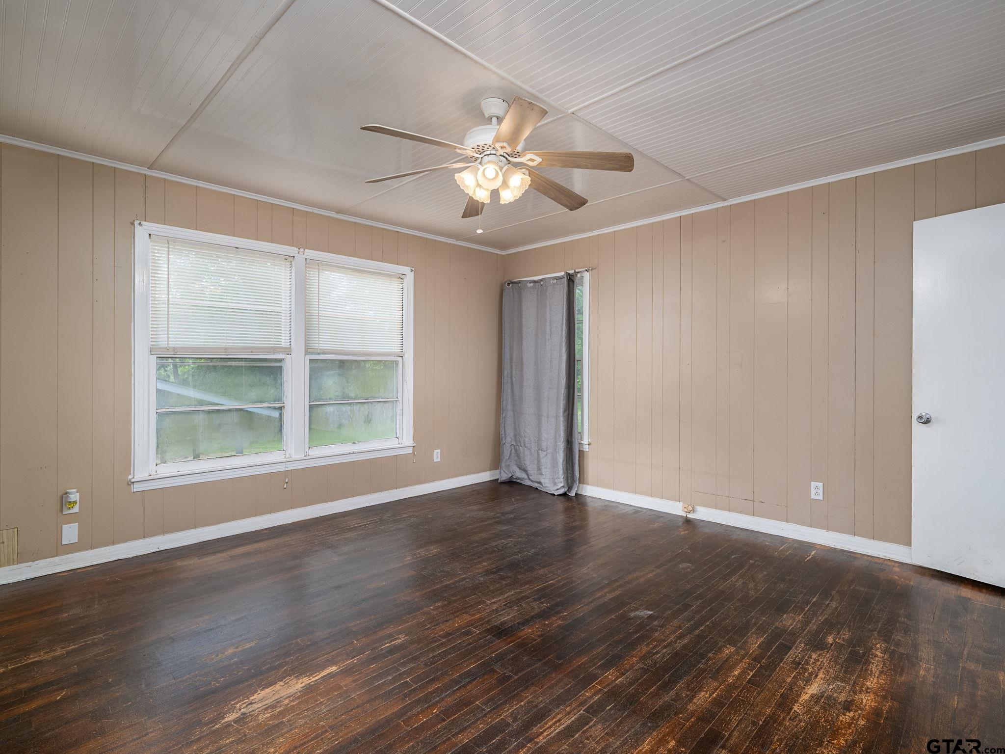 110 Starnes Street Winona, TX 75792 - Photo 11 of 33