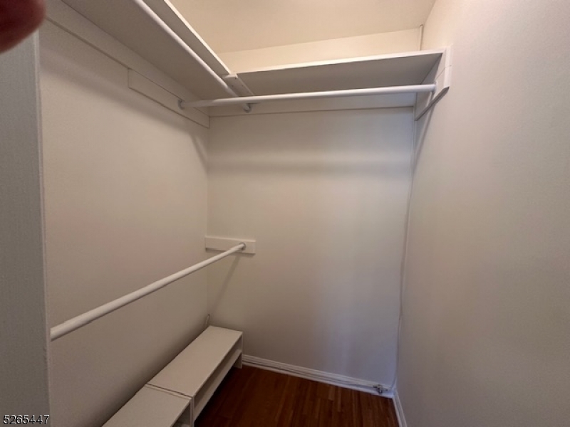 36 Coachlight Drive Chatham, NJ 07928 - Photo 11 of 18