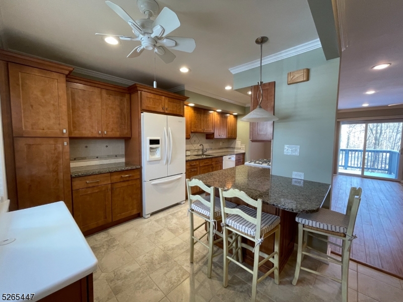 36 Coachlight Drive Chatham, NJ 07928 - Photo 8 of 18