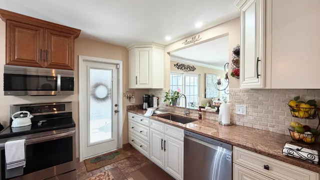 $2,100 | 14846 Wildflower Lane, Delray Beach, FL 33446