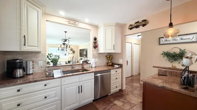 $2,100 | 14846 Wildflower Lane, Delray Beach, FL 33446