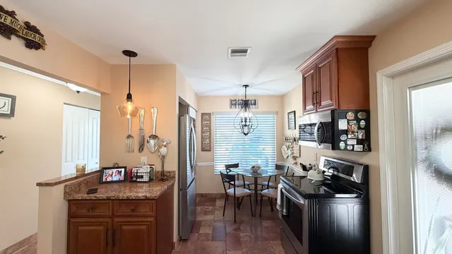 $2,100 | 14846 Wildflower Lane, Delray Beach, FL 33446